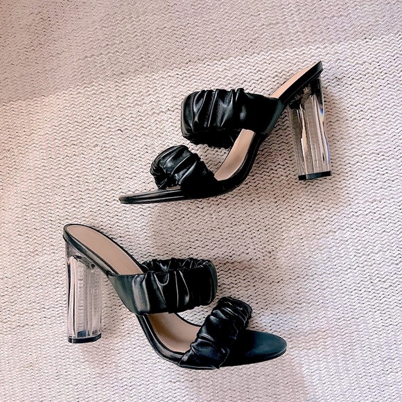 block heel sandals. - Picture 3 of 7